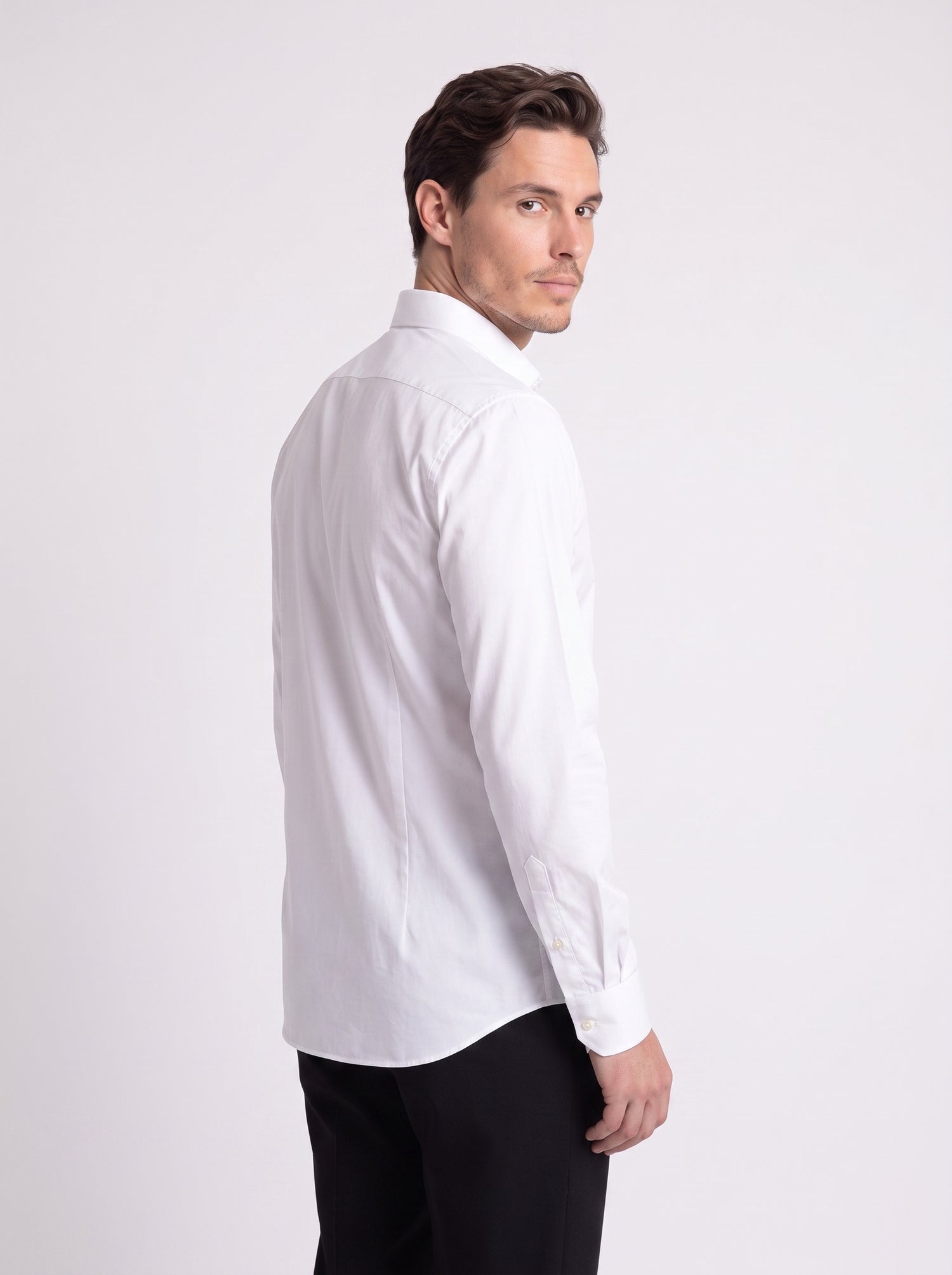 Camisa de tejido técnico no planchable blanca