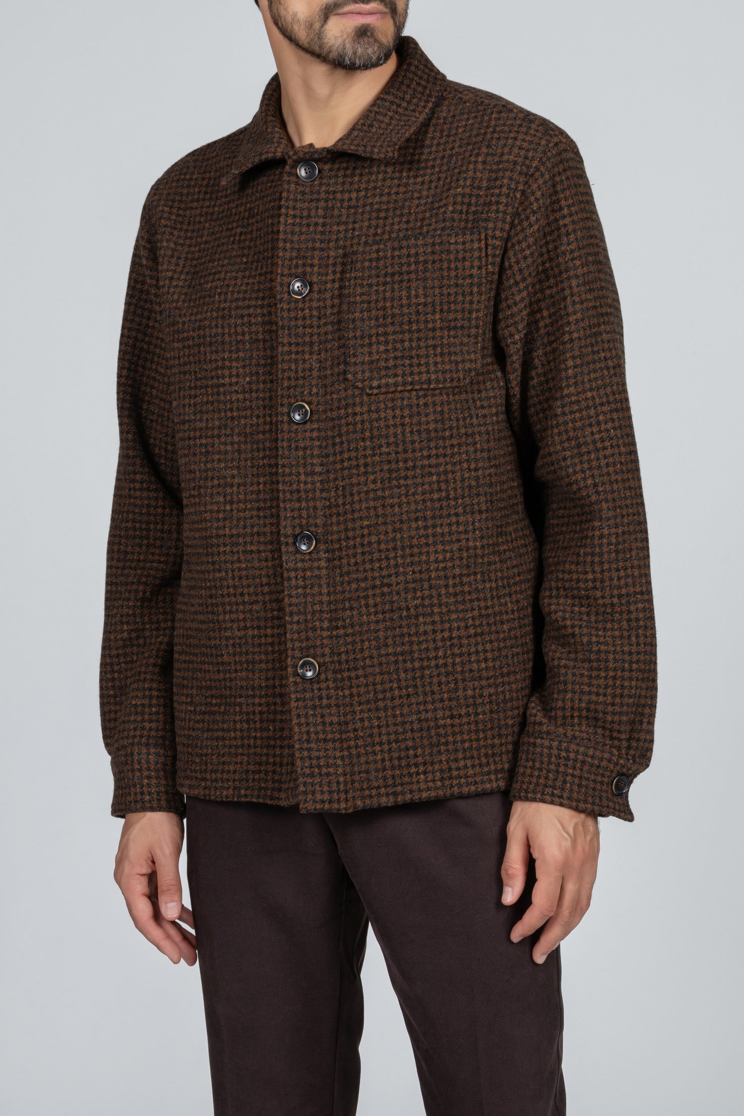 Overshirt da uomo in tessuto marrone 100% lana pied de poule