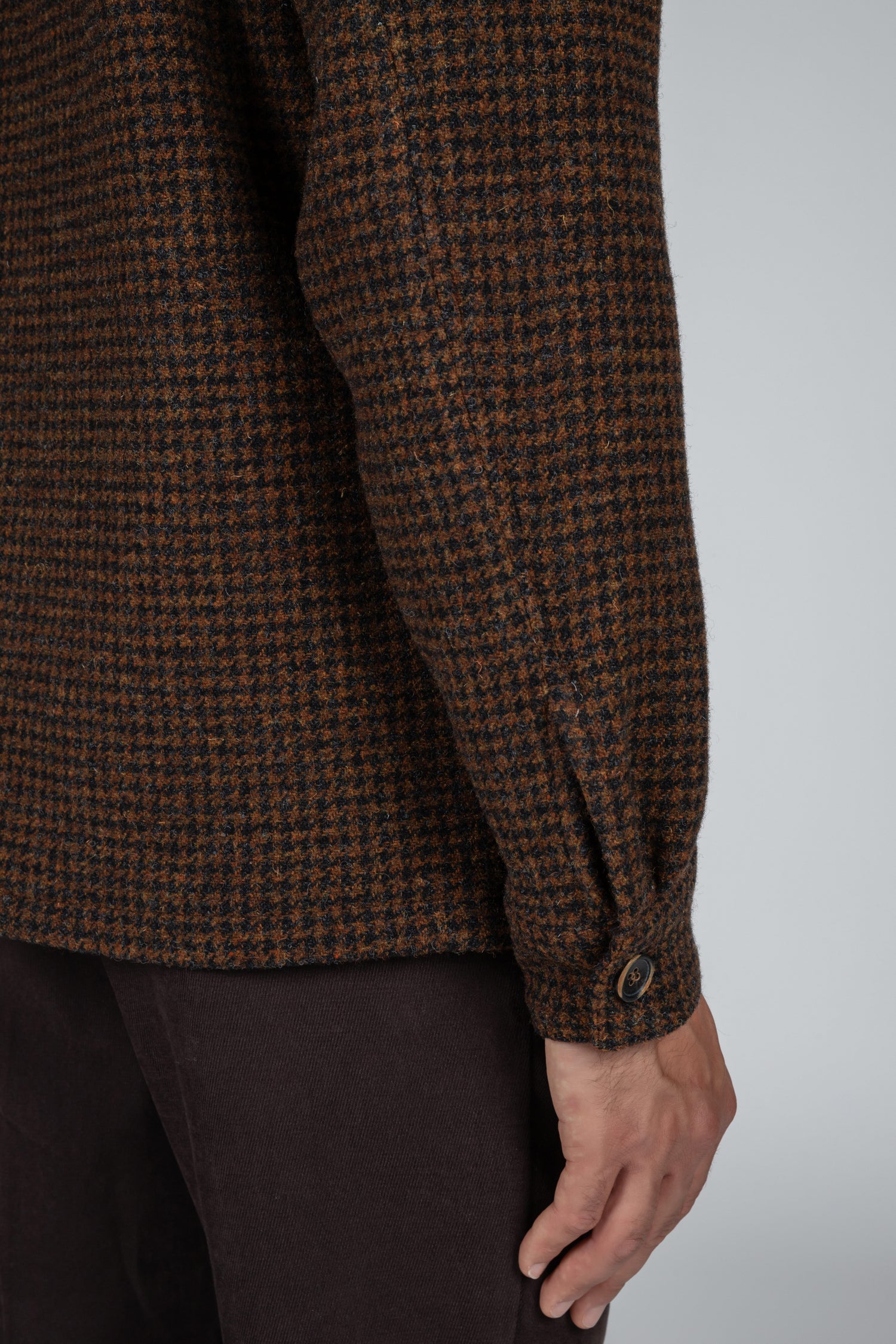 Men's overshirt in brown 100% wool houndstooth fabric
