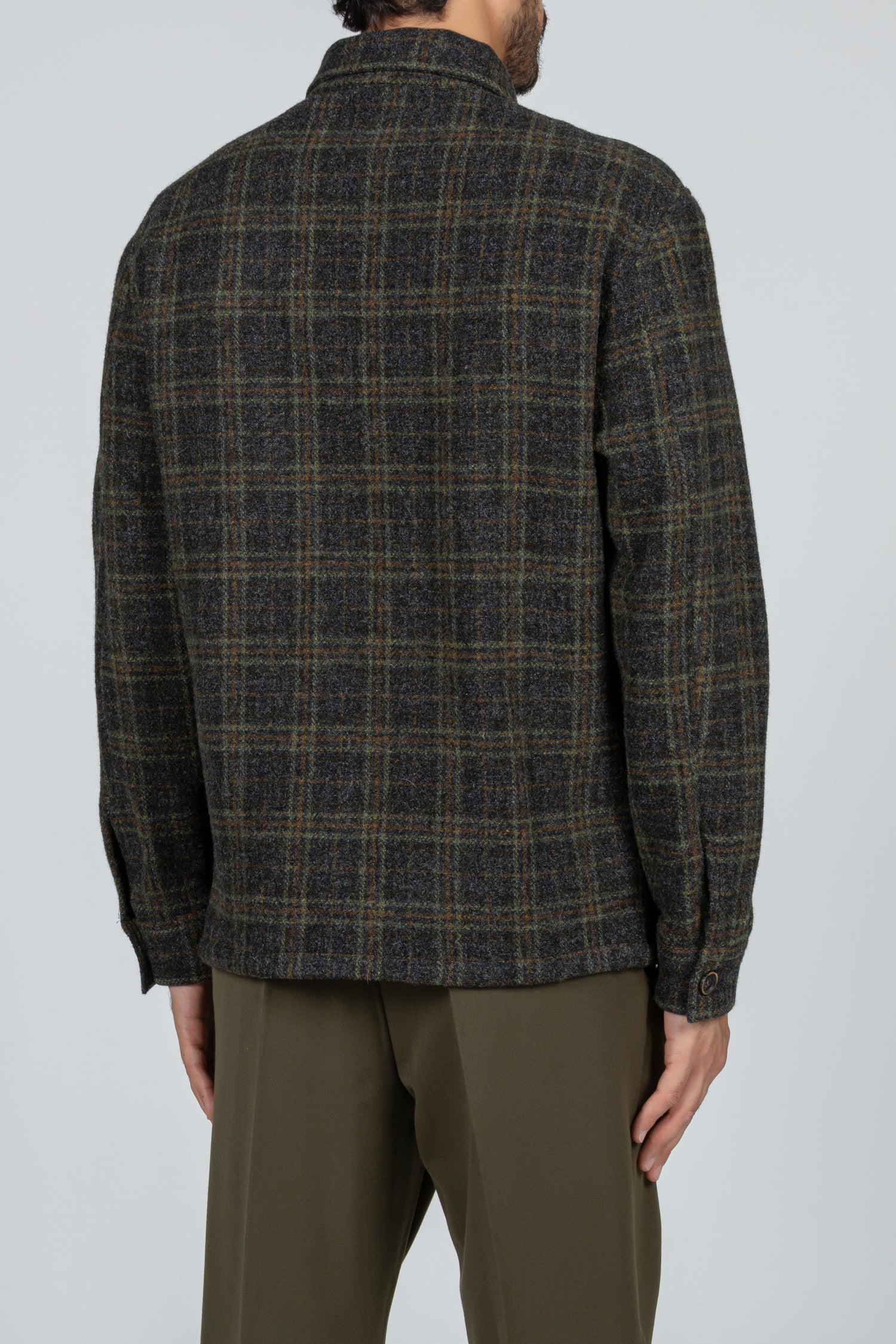 Overshirt da uomo in tessuto verde scozzese 100% lana