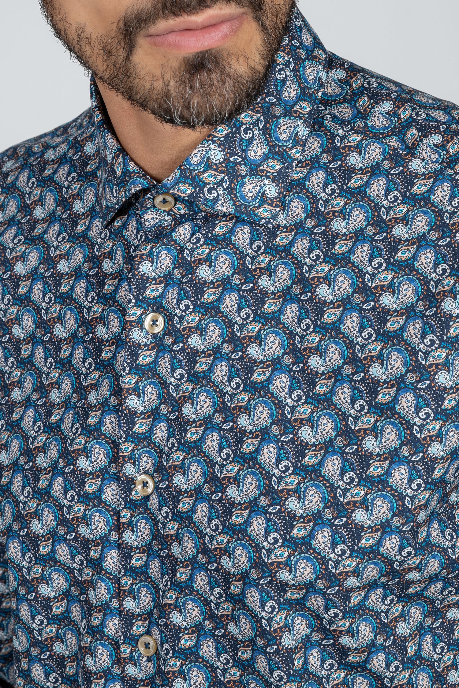 Camicia da uomo in tessuto con stampa disegno cachemire