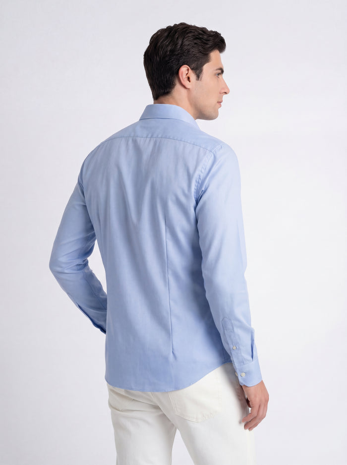 Camisa de tejido técnico no necesita planchado azul claro
