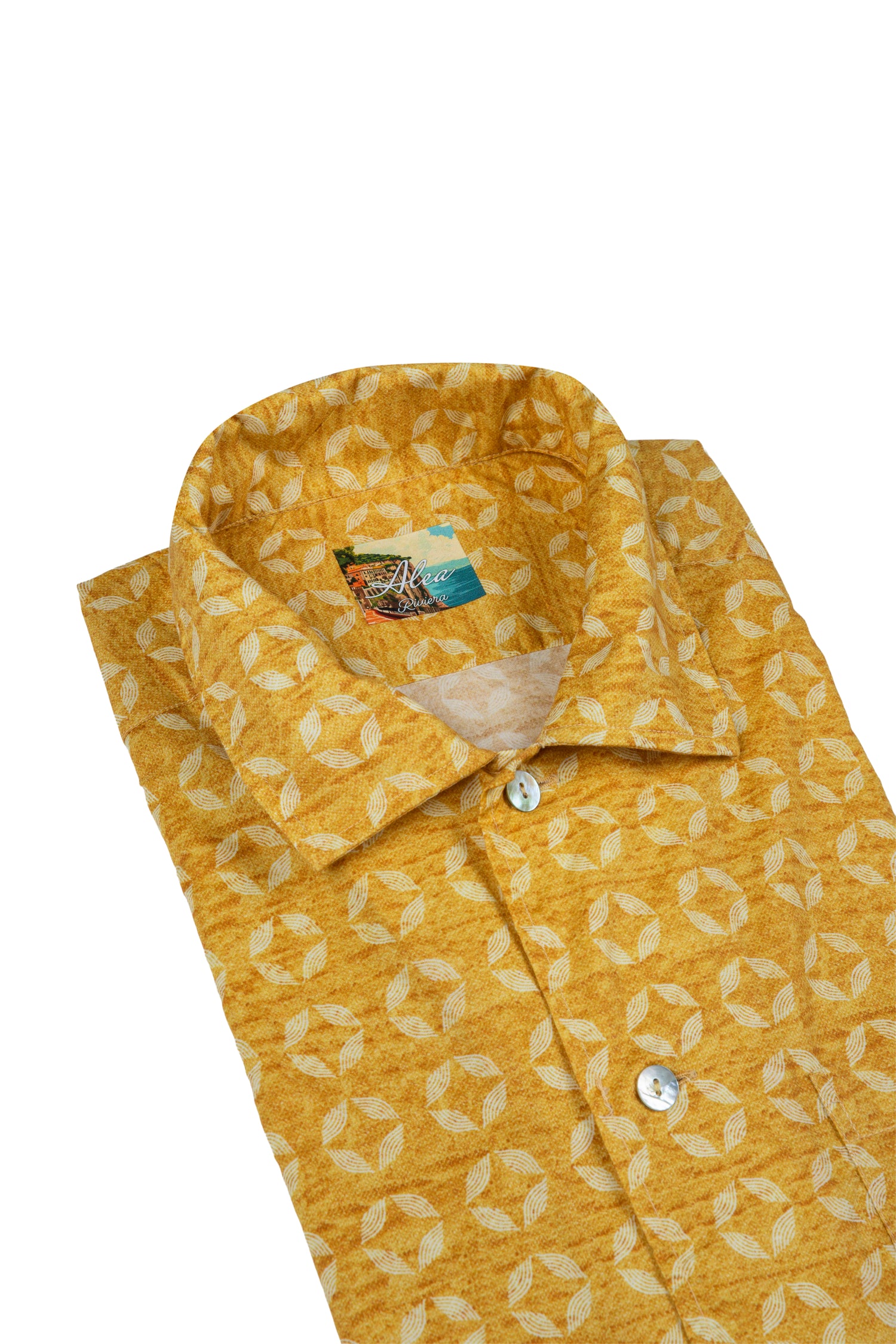 Patterned short-sleeve shirt