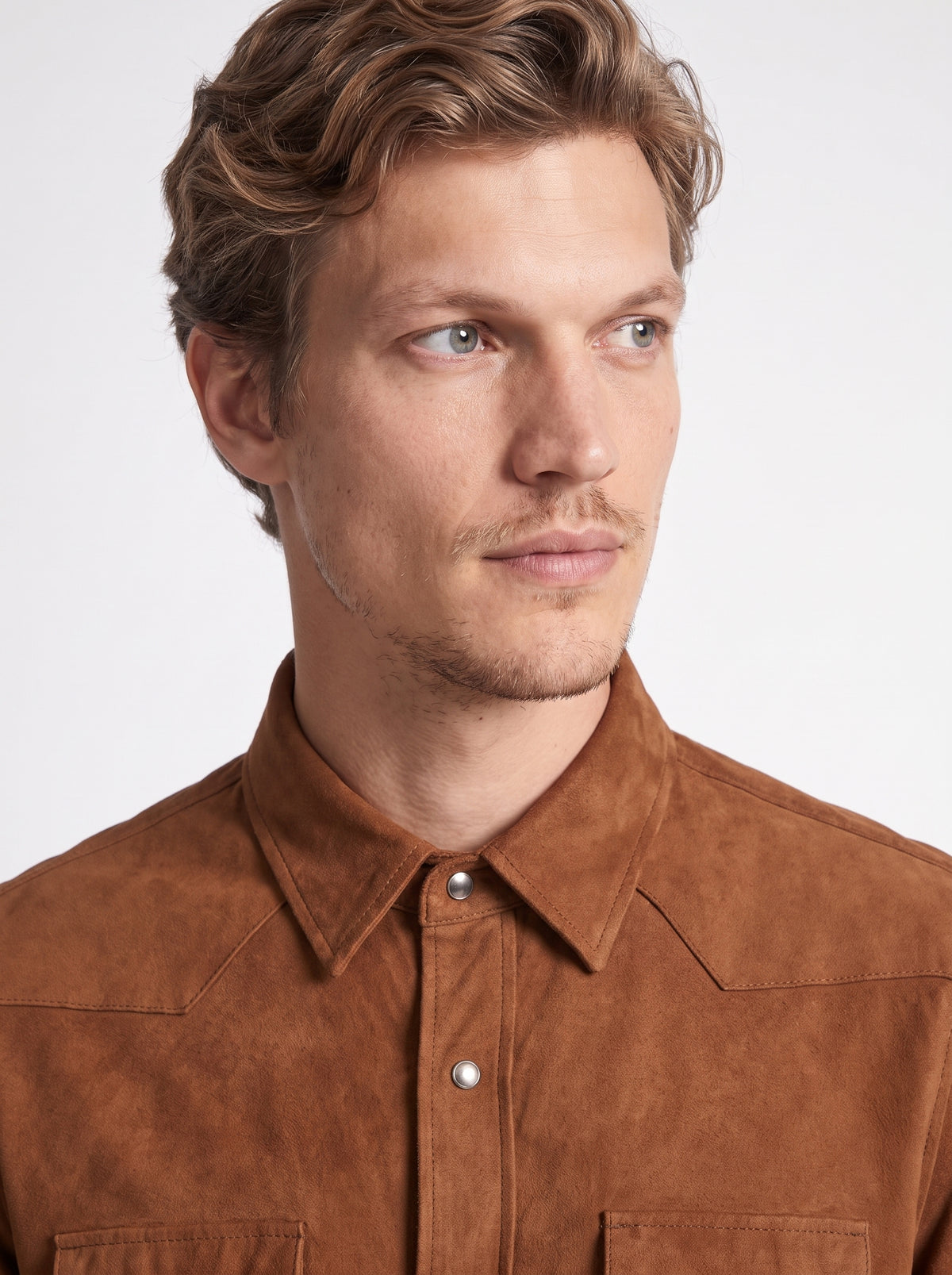 Camicia Active colore tabacco effetto daino no stiro