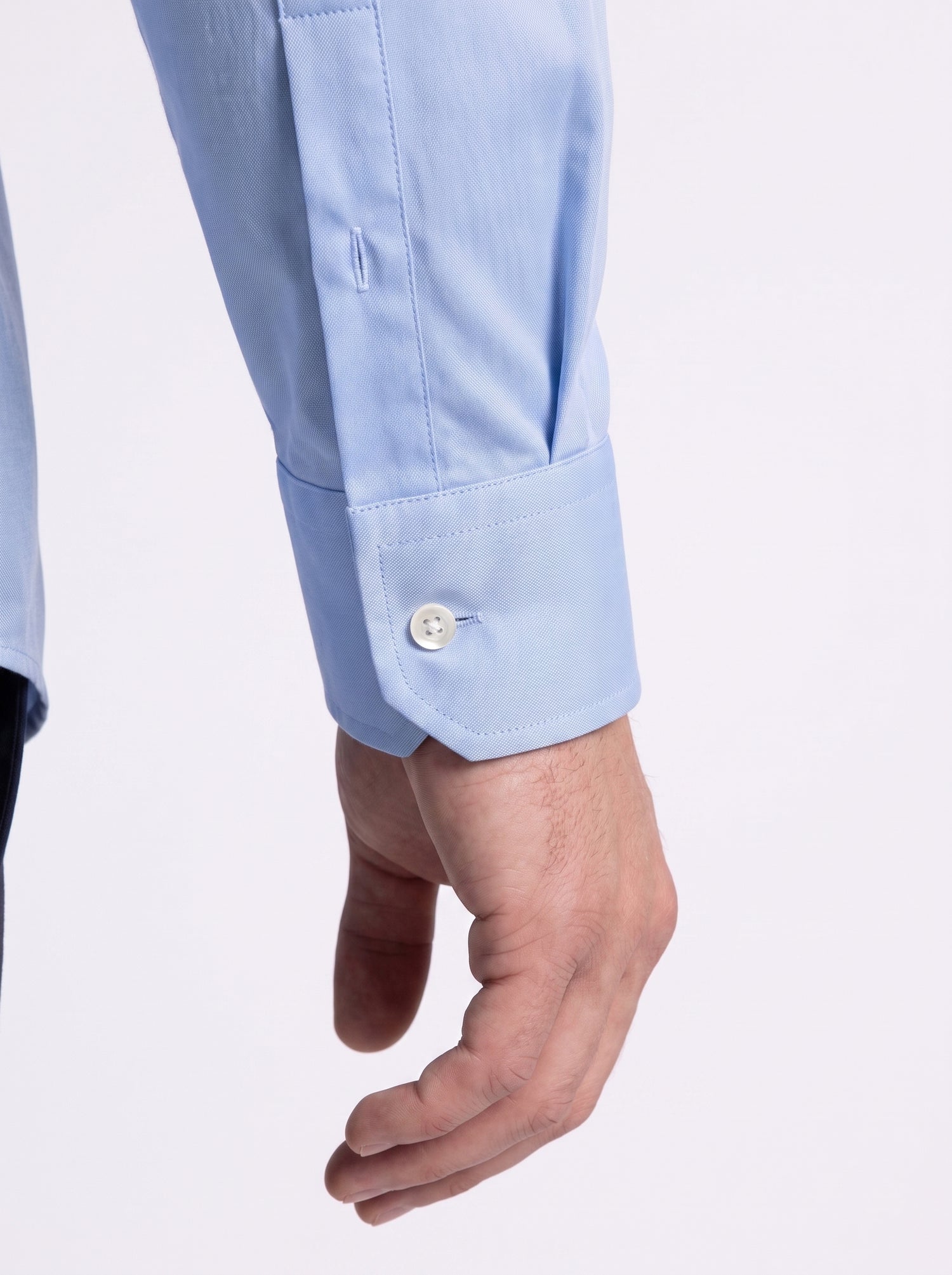 Camicia azzurra classica in cotone non iron