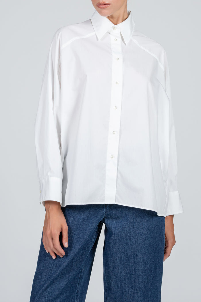 Camisa blanca de mujer