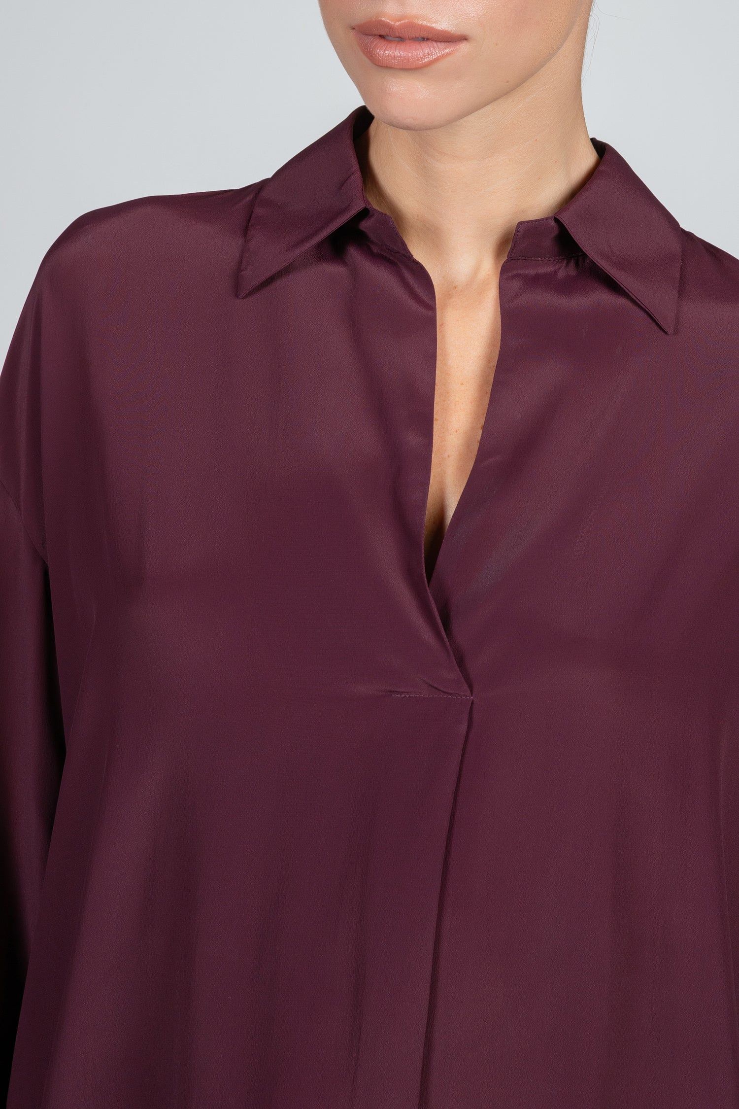 Camicia da donna elegante bordeaux