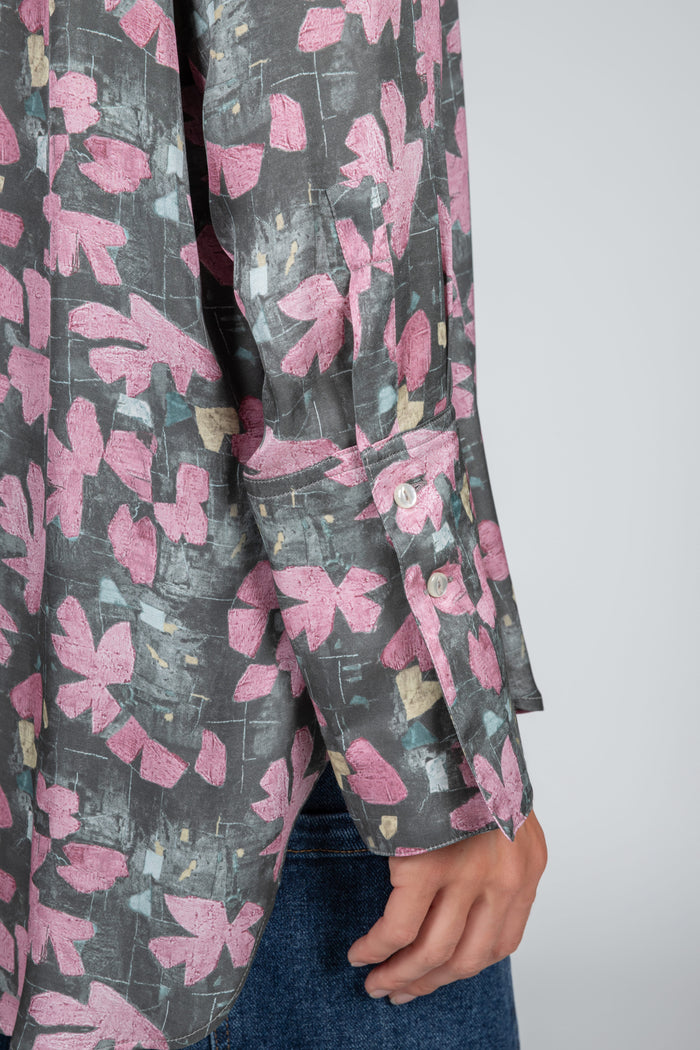 Camisa estampada de mujer