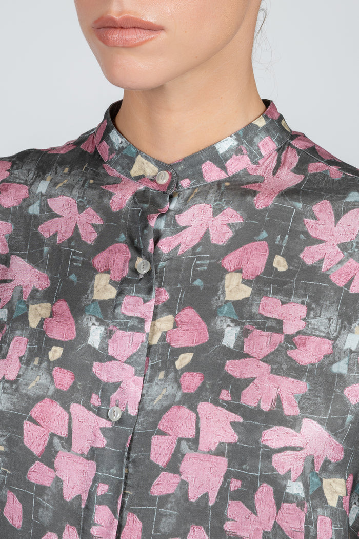 Camisa estampada de mujer
