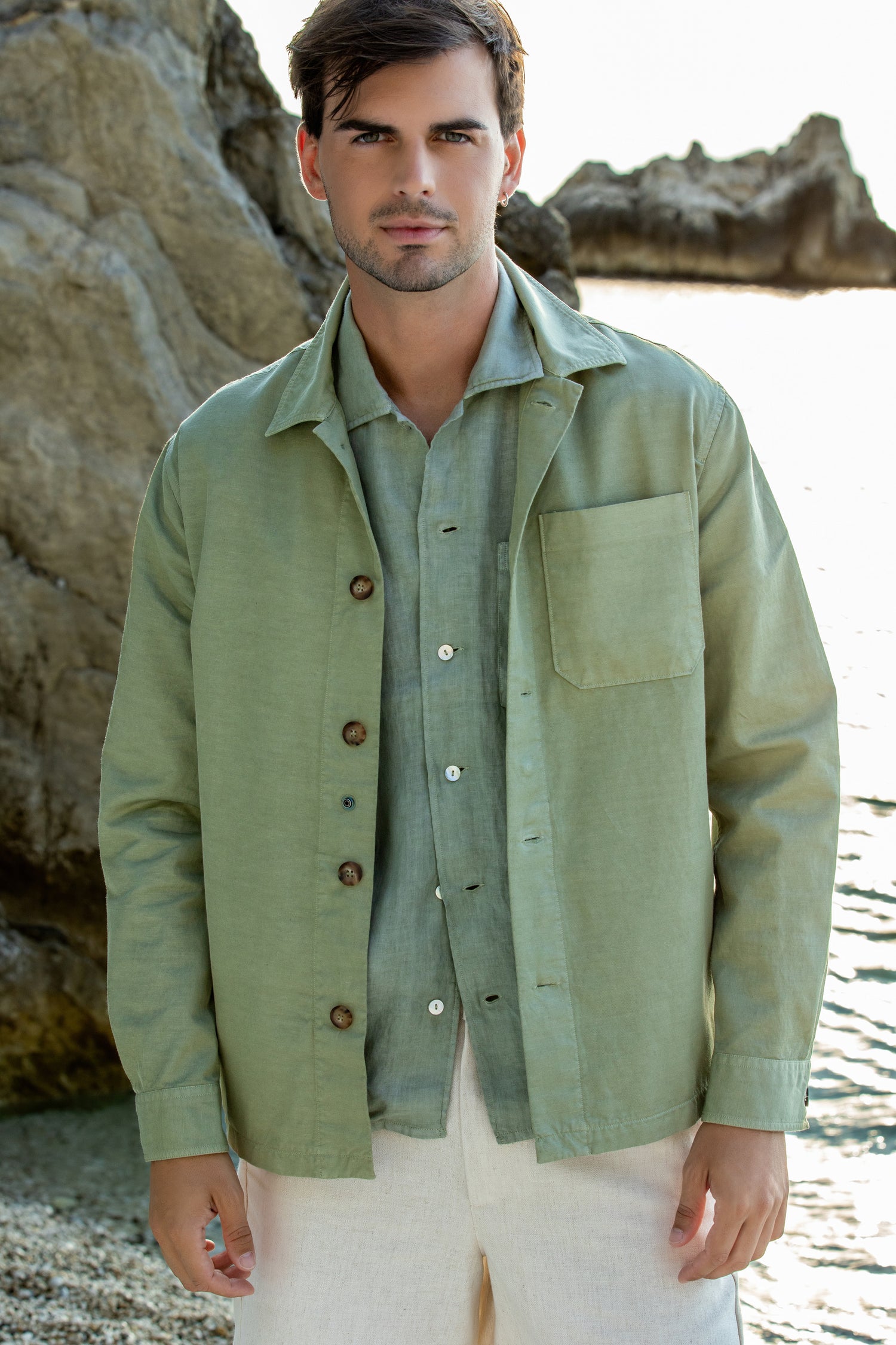 Overshirt in lino e cotone tinto capo