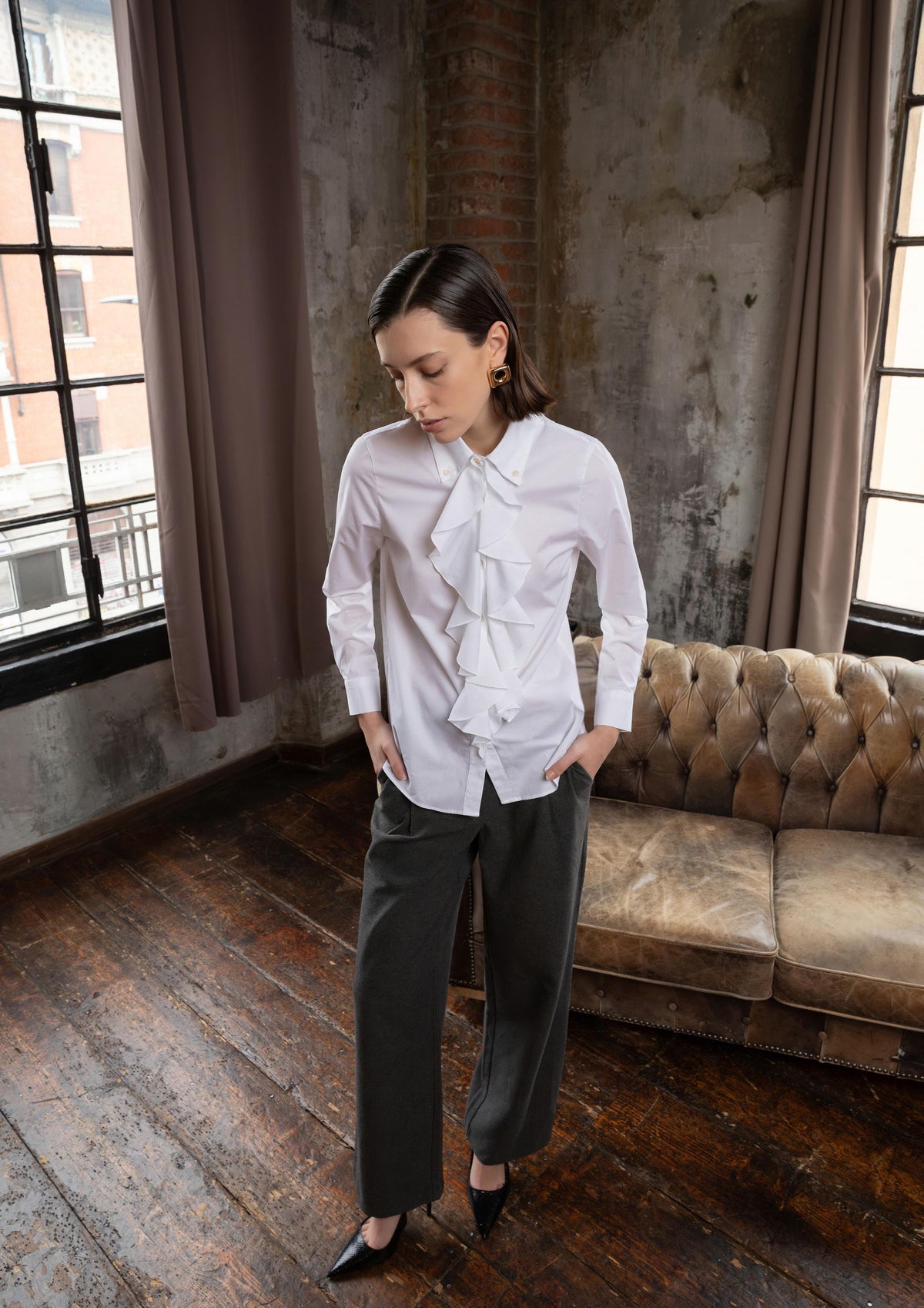Camicia bianca in cotone elasticizzato con rouge rimovibile collo botton down